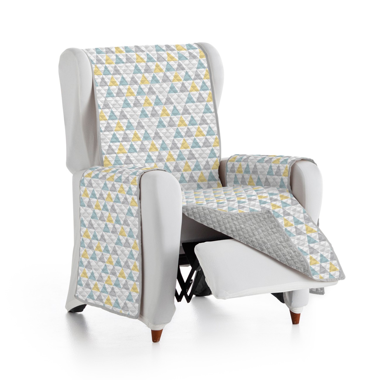 Funda acolchada Modelo Nordic para sillón relax.