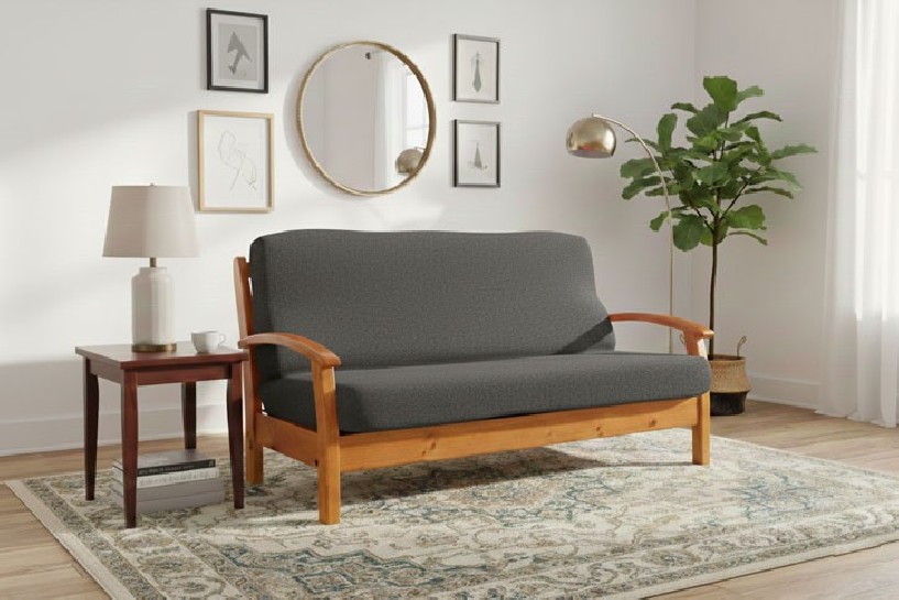 Funda bielástica para sofá cama nido con brazos de madera – Modelo Cora