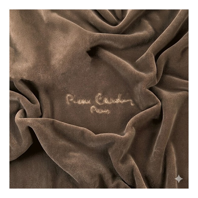 Manta Pierre Cardin para sofá — Fibra acrílica dralón fabricada en España