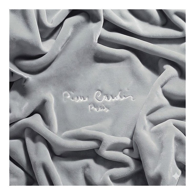 Manta Pierre Cardin para sofá — Fibra acrílica dralón fabricada en España