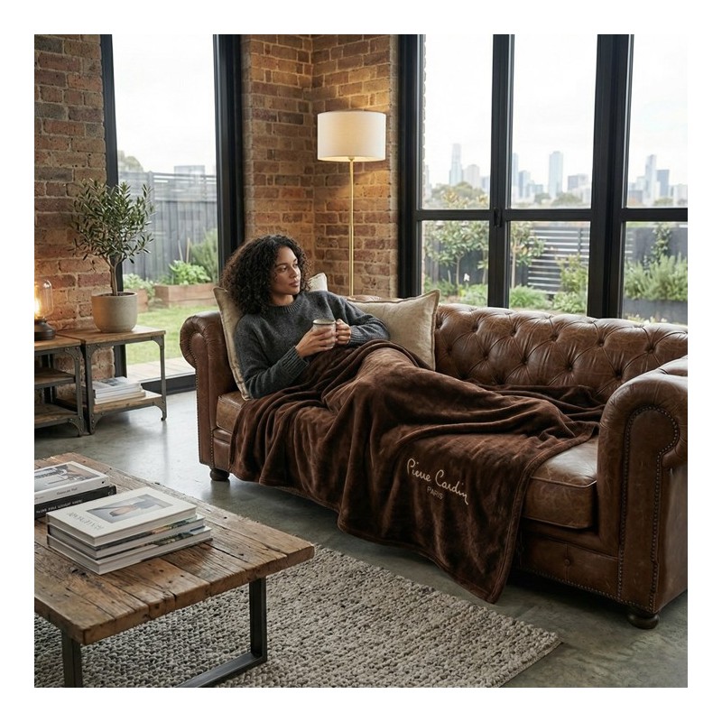 Manta Pierre Cardin para sofá — Fibra acrílica dralón fabricada en España