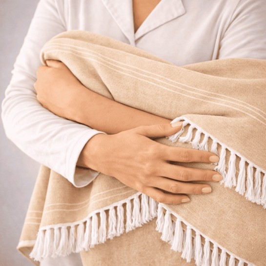 Plaid Foulard Multiusos para sofá y cama con flecos