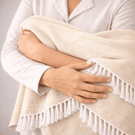 Plaid Foulard Multiusos para sofá y cama con flecos