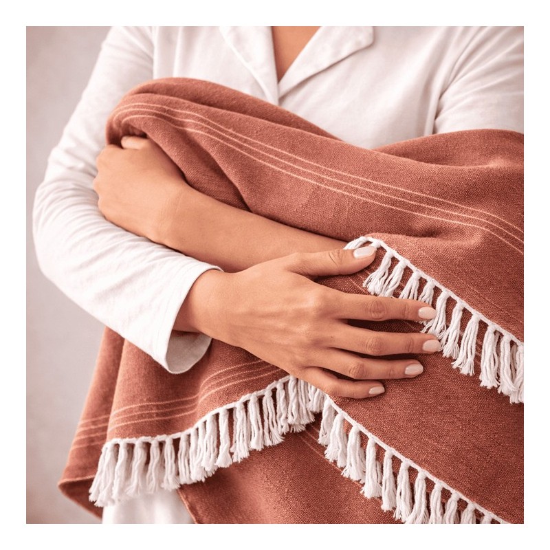 Plaid Foulard multiusos con flecos — Algodón y poliéster para sofá y cama Plaid Foulard multiusos con flecos — Algodón y poliéster para sofá y cama