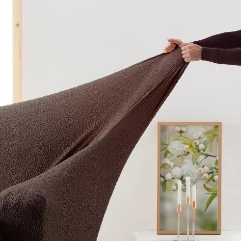 Funda superelástica para sillón orejero modelo Roc – Elegancia y Protección Total