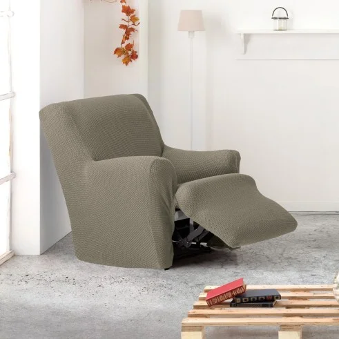 Funda bielástica para sillón relax pies juntos Cora | Cobertura total con diseño elegante